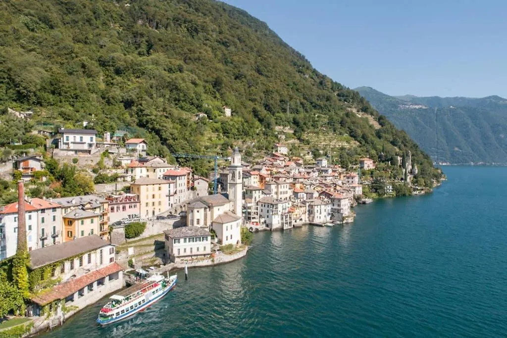 Via Castello, Lake Como, Brienno Apartment