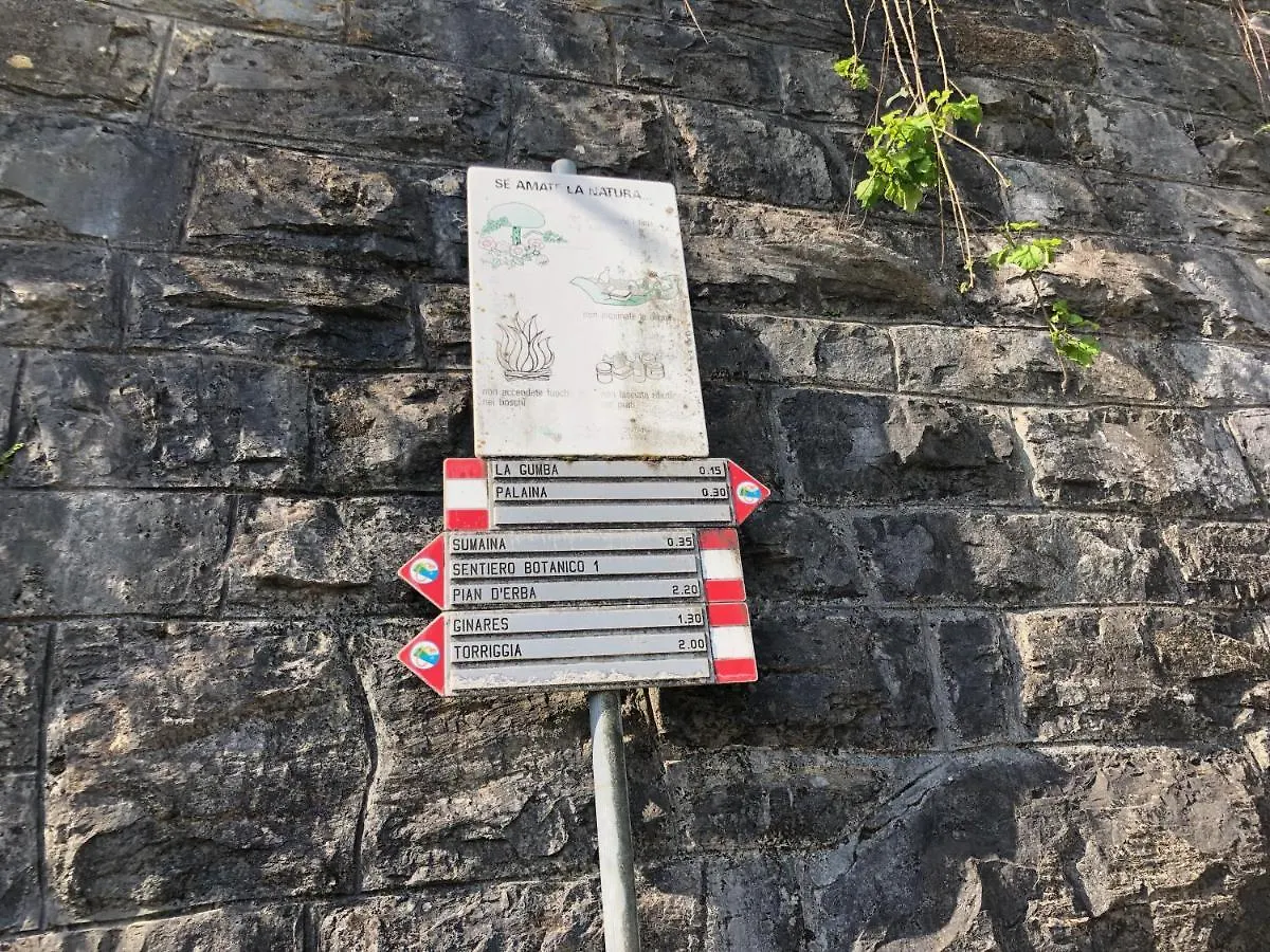 Via Castello, Lake Como, Brienno