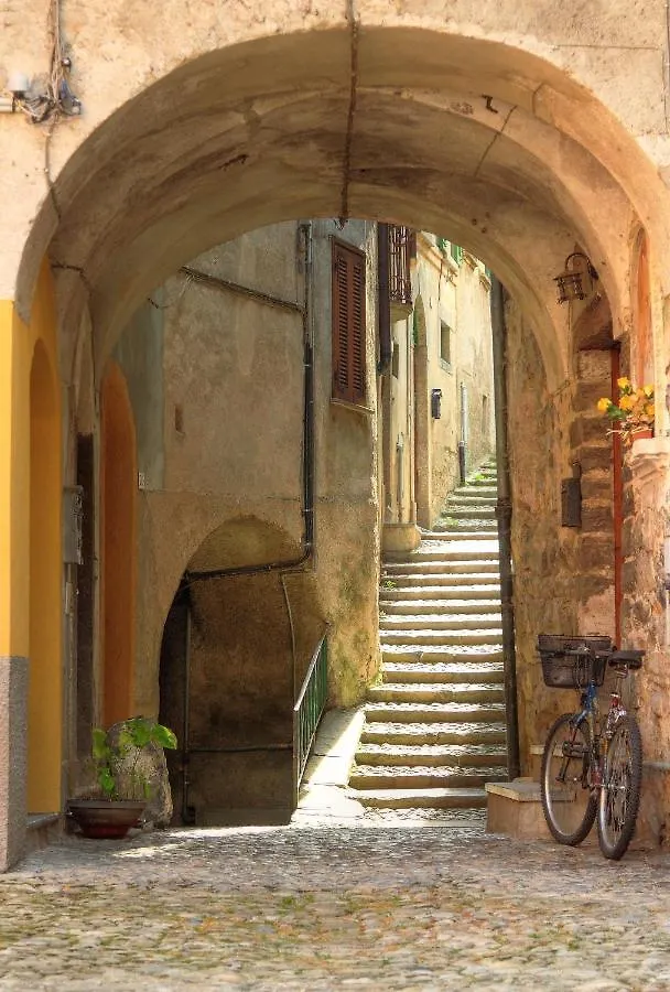 Via Castello, Lake Como, Brienno 0*,  Italy